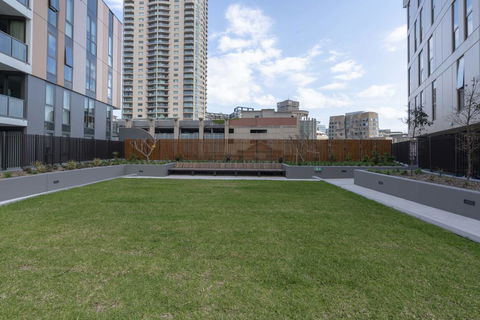 Modern Apartment In The Heart Of The Sydney CBD - Australia Accommodation 1