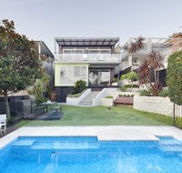 Modern Beach House - Australia Accommodation