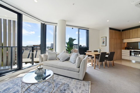 Modern, Ultra Clean In The Heart Of Convenience - Australia Accommodation 0