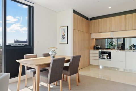Modern, Ultra Clean In The Heart Of Convenience - Australia Accommodation 3