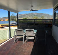 Mograni Views - Australia Accommodation