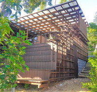 Moonshine Beach Shack - Australia Accommodation