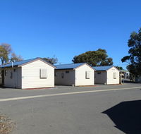 Moonta Bay Cabins - Australia Accommodation