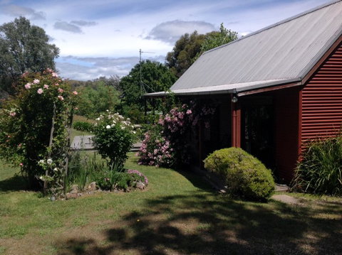 Moore House - Australia Accommodation 0