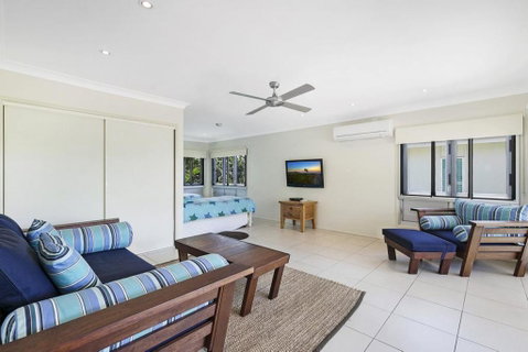 Moreton View - Australia Accommodation 1