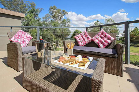 Mulwala Lakeside Townhouse #2 - Australia Accommodation 0