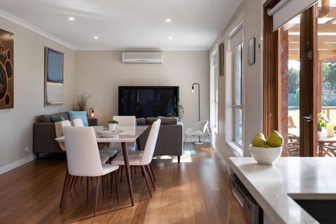 Muskvale Villa - Australia Accommodation 2