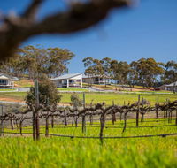Neagles Retreat Villas - Australia Accommodation