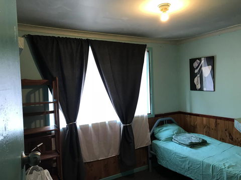 Neat And Nice Room - Australia Accommodation 1