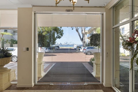 The Peninsula Riverside Serviced Apartments - Australia Accommodation 13