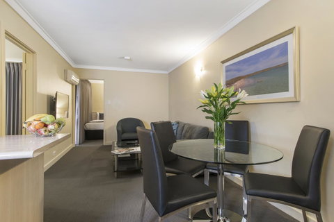 The Peninsula Riverside Serviced Apartments - Australia Accommodation 20