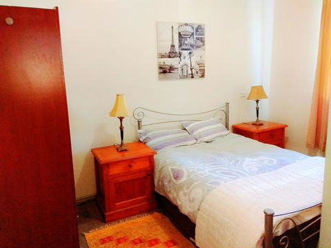 Forrest St Apartments - Australia Accommodation 10