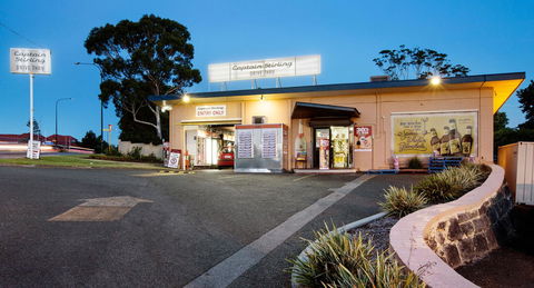 Captain Stirling Hotel - Australia Accommodation 24