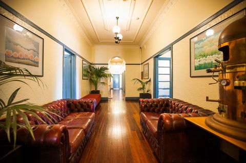 Captain Stirling Hotel - Australia Accommodation 31
