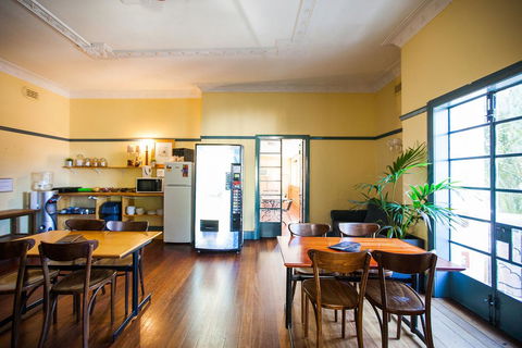 Captain Stirling Hotel - Australia Accommodation 29