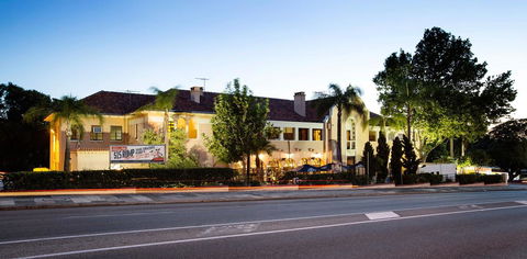 Captain Stirling Hotel - Australia Accommodation 0