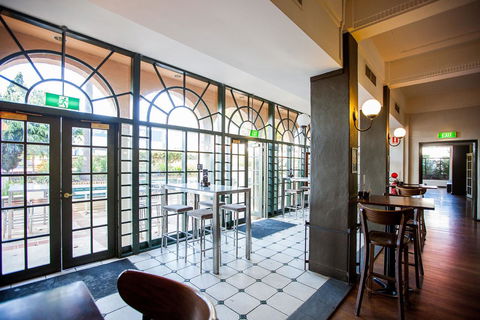 Captain Stirling Hotel - Australia Accommodation 39