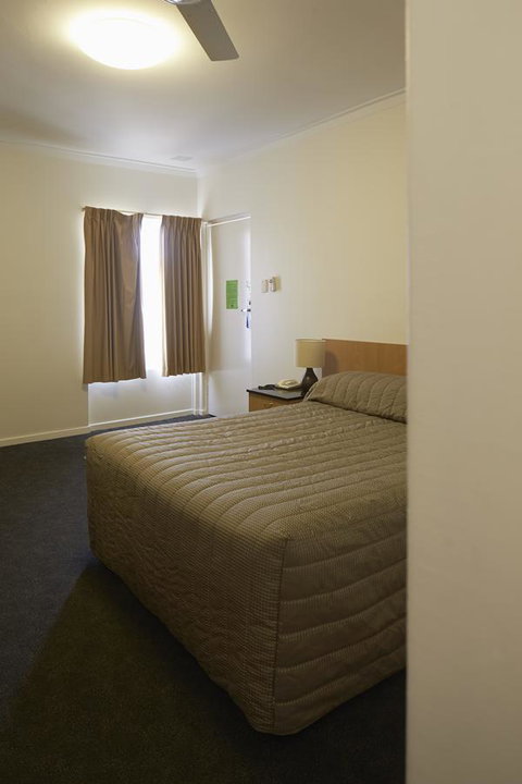 Baileys Parkside Motel By VetroBlu - Australia Accommodation 6
