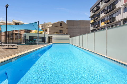 6 Executive Eastside Parking, Gym & Pool - Australia Accommodation 22