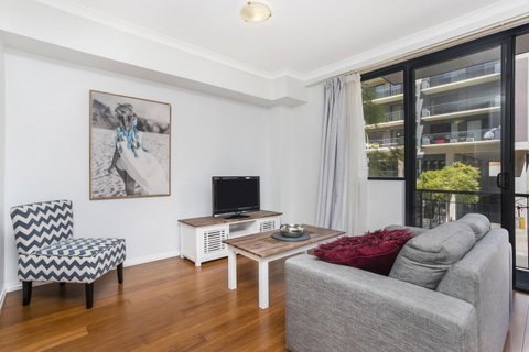 6 Executive Eastside Parking, Gym & Pool - Australia Accommodation 7