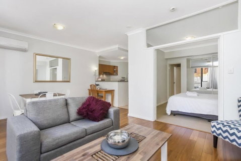 6 Executive Eastside Parking, Gym & Pool - Australia Accommodation 38