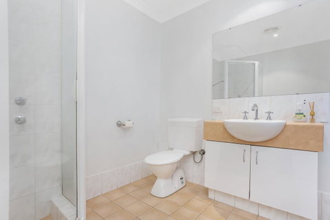 6 Executive Eastside Parking, Gym & Pool - Australia Accommodation 15