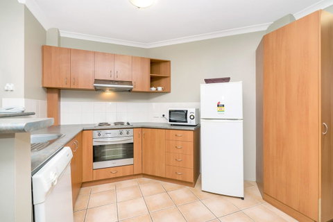 6 Executive Eastside Parking, Gym & Pool - Australia Accommodation 28