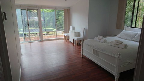 The Cottage On George Street - Australia Accommodation 24