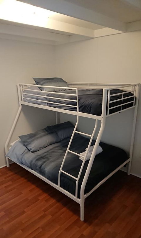 The Cottage On George Street - Australia Accommodation 23