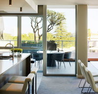 Claremont Quarter Luxury Apartment - Australia Accommodation