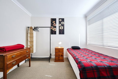Fremantle Townhouse U/5 - Australia Accommodation 9