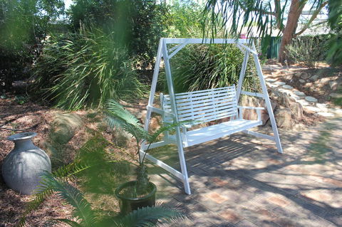 Jacaranda Hideaway Bed & Breakfast - Australia Accommodation 11