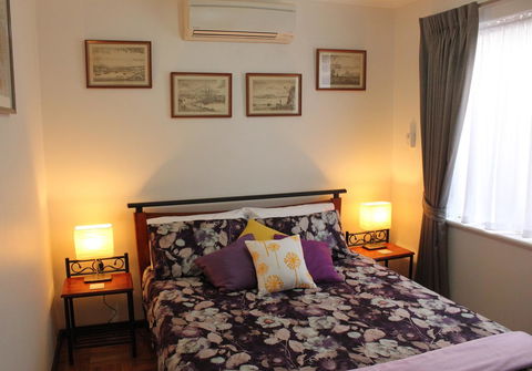 Jacaranda Hideaway Bed & Breakfast - Australia Accommodation 2