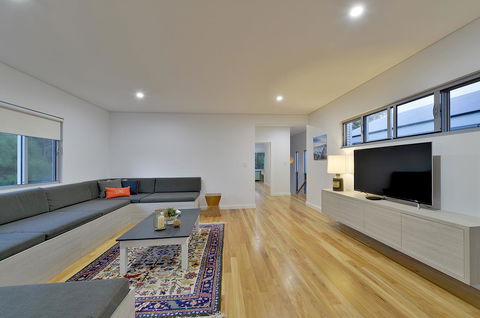 Sandpiper Retreat - Australia Accommodation 24