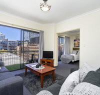 Oversized Eastend sleeps 6 Free PARKINGPOOL WIFI - Australia Accommodation