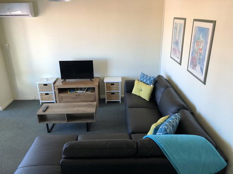 West Beach Lagoon 114 â€“ Ocean Views - Australia Accommodation 2