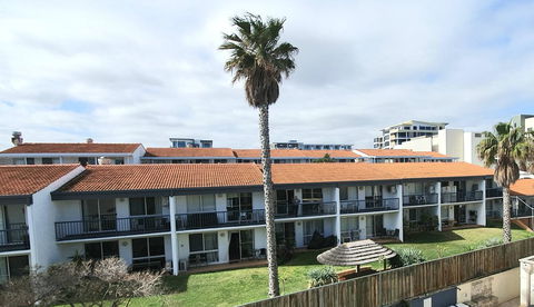West Beach Lagoon 114 â€“ Ocean Views - Australia Accommodation 13
