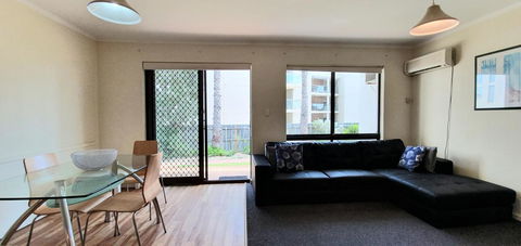 West Beach Lagoon 208 â€“ Great Value! - Australia Accommodation 4
