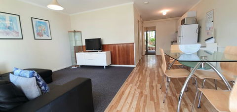 West Beach Lagoon 208 â€“ Great Value! - Australia Accommodation 5