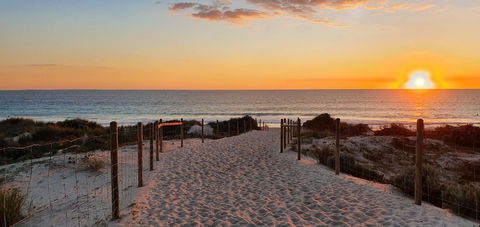 West Beach Lagoon 208 â€“ Great Value! - Australia Accommodation 26