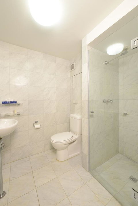 Sullivans Hotel - Australia Accommodation 2