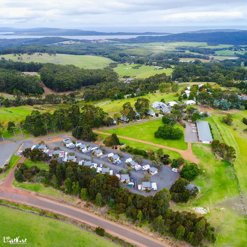 Karri Aura - Australia Accommodation 6