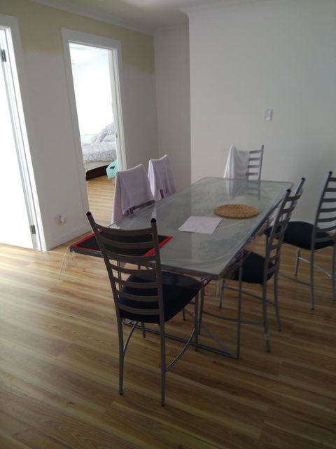 DIANELLA Budget Rooms Happy Place To Stay - Australia Accommodation 16