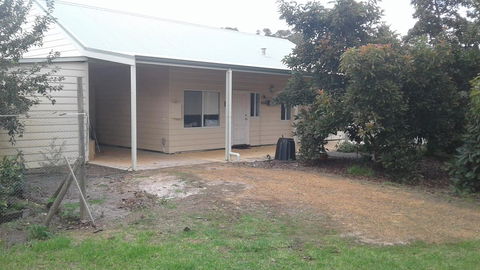 Abbivale Farm Cottage - Australia Accommodation 8