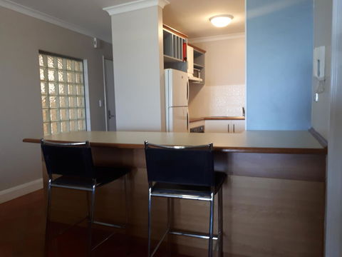 Salty Kiss - Australia Accommodation 7