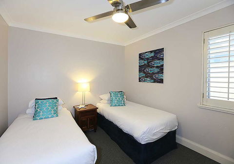 Salty Kiss - Australia Accommodation 13