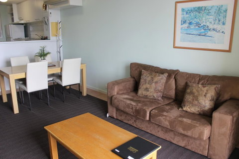 Oceanside 8 - Australia Accommodation 4