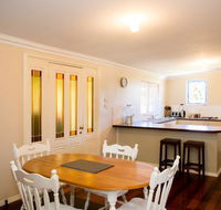 Yvonnes Rest Holiday Home - Australia Accommodation