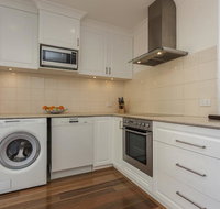 Attadale Excutive Villa - Australia Accommodation