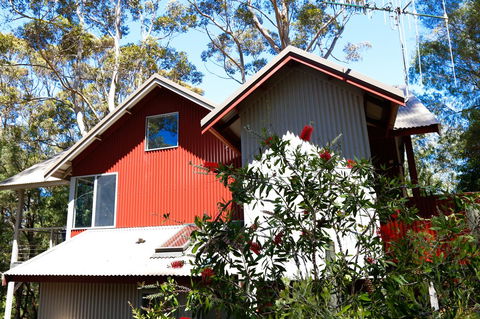 Pelicans At Denmark - Australia Accommodation 0